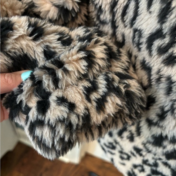 Animal Print Coat - Picture 10 of 13